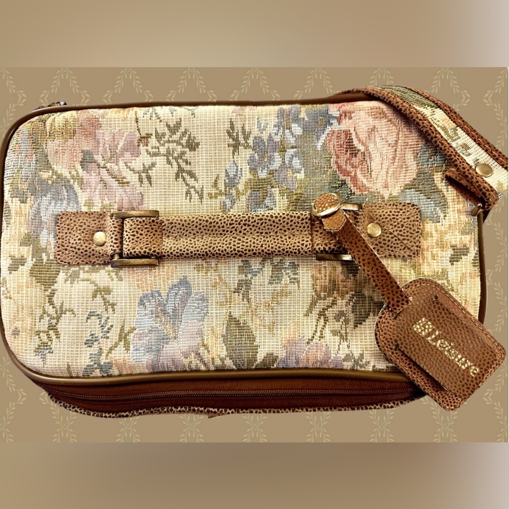 Leisure Luggage Vintage 1980’s Tapestry Travel Vanity Case with lock & keys NWOT - Picture 4 of 15